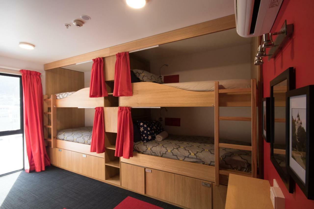 Adventure Q2 Hostel 퀸즈타운 외부 사진